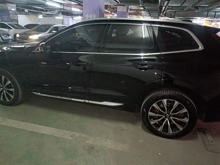 Фото 5 - Volvo XC60