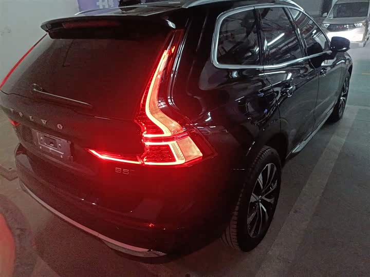 Фото 7 - Volvo XC60