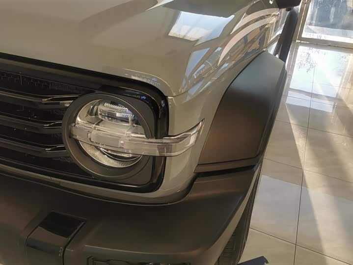 Фото 5 - Tank 300