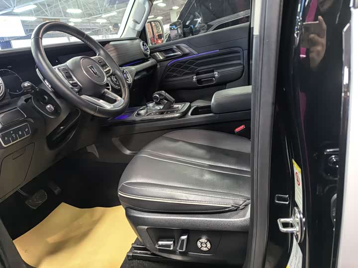 Фото 6 - Tank 300