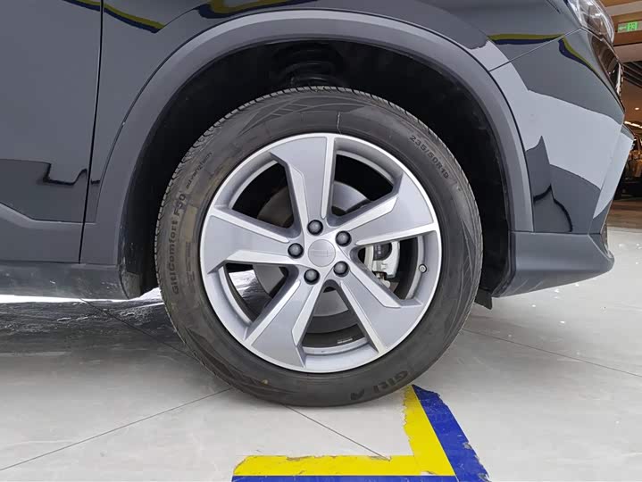 Фото 6 - Geely Okavango L