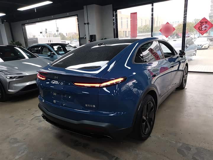 Фото 7 - Nio Onvo L60