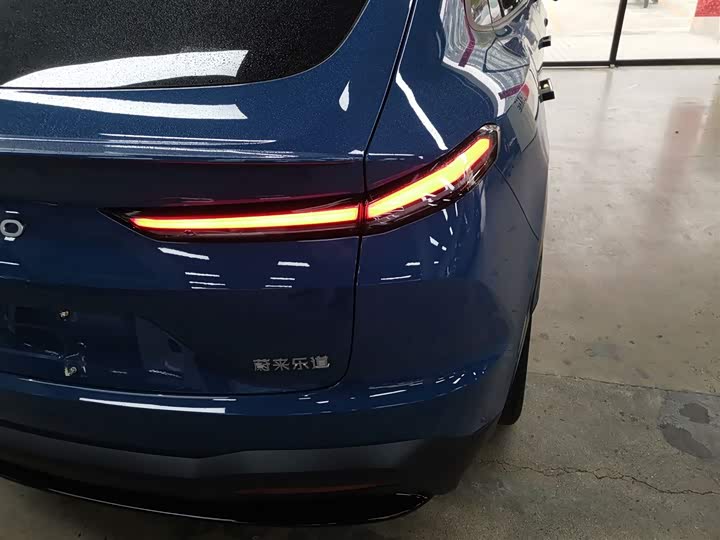 Фото 8 - Nio Onvo L60