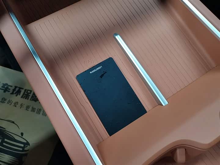 Фото 9 - Nio Onvo L60