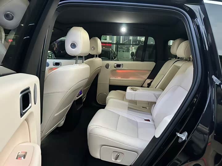 Фото 6 - LiXiang L6