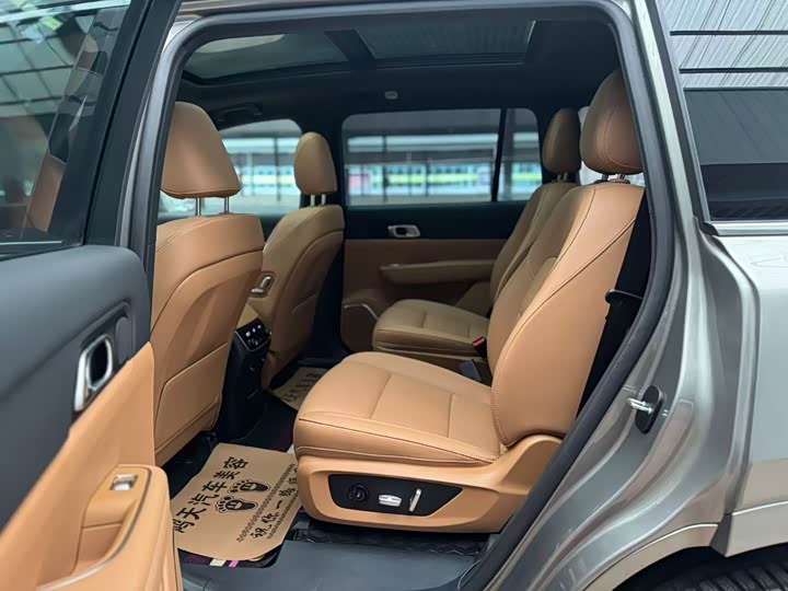 Фото 6 - LiXiang One