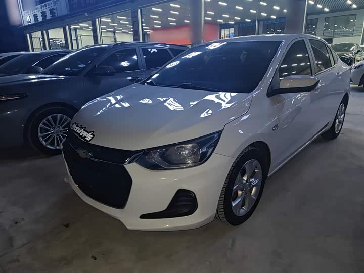 Фото 2 - Chevrolet Onix (Cavalier)