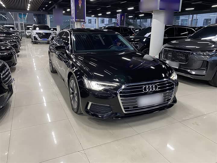 Фото 8 - Audi A6L