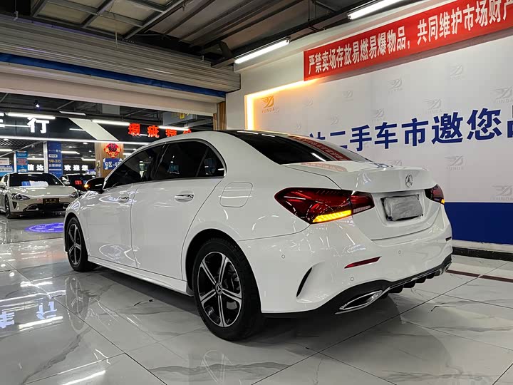 Фото 3 - Mercedes-Benz A-Class