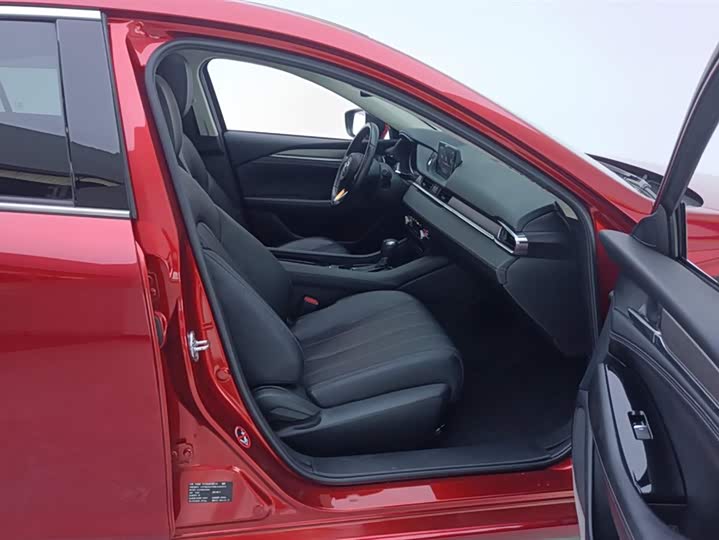 Фото 8 - Mazda Atenza