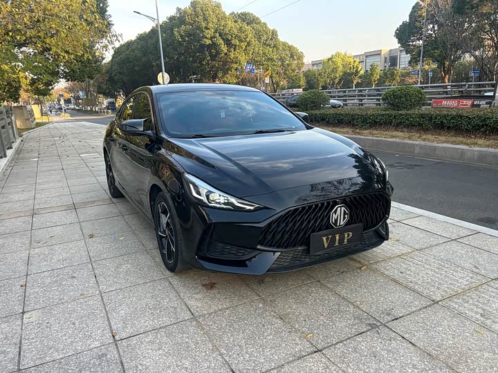 Фото 3 - MG Motor 5