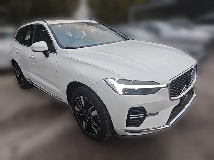 Фото 7 - Volvo XC60