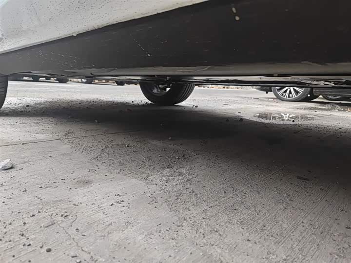 Фото 8 - Volvo XC60