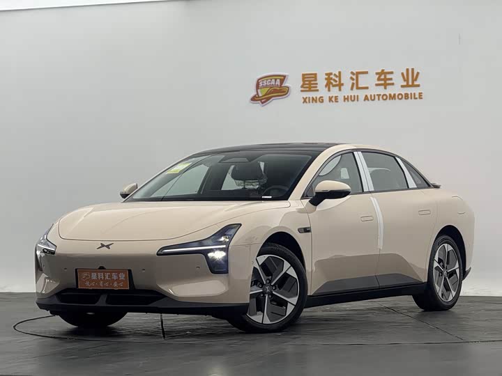 Фото 1 - XPeng Mona M03