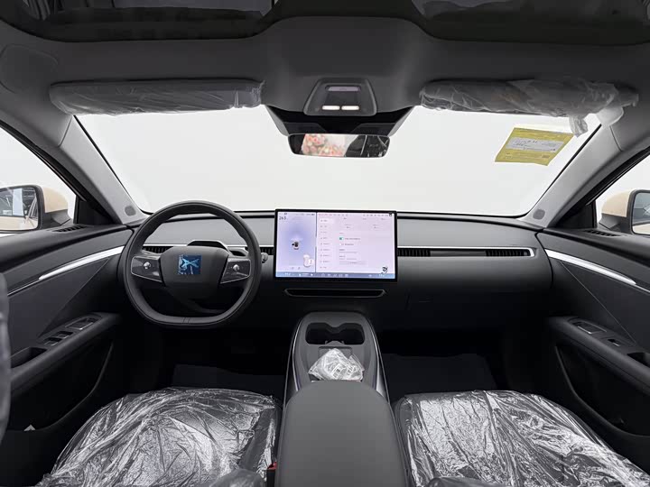 Фото 6 - XPeng Mona M03