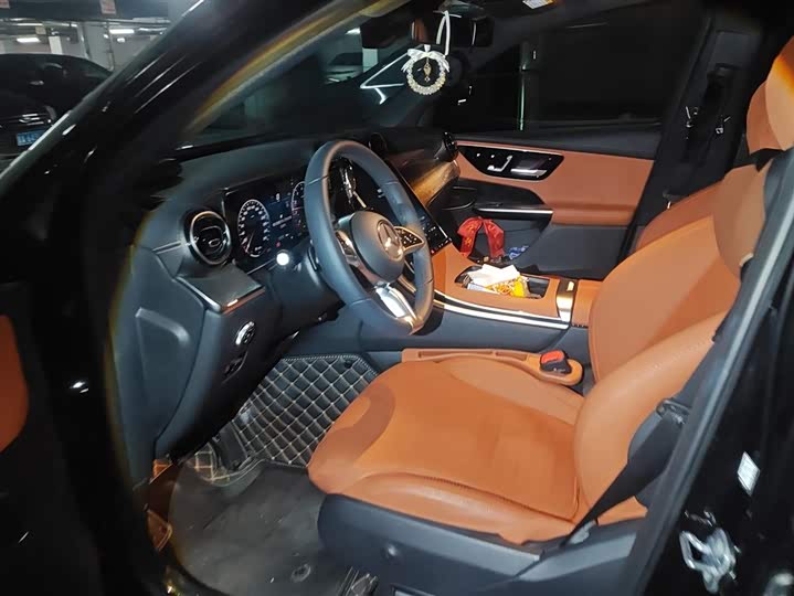 Фото 9 - Mercedes-Benz GLC-Class