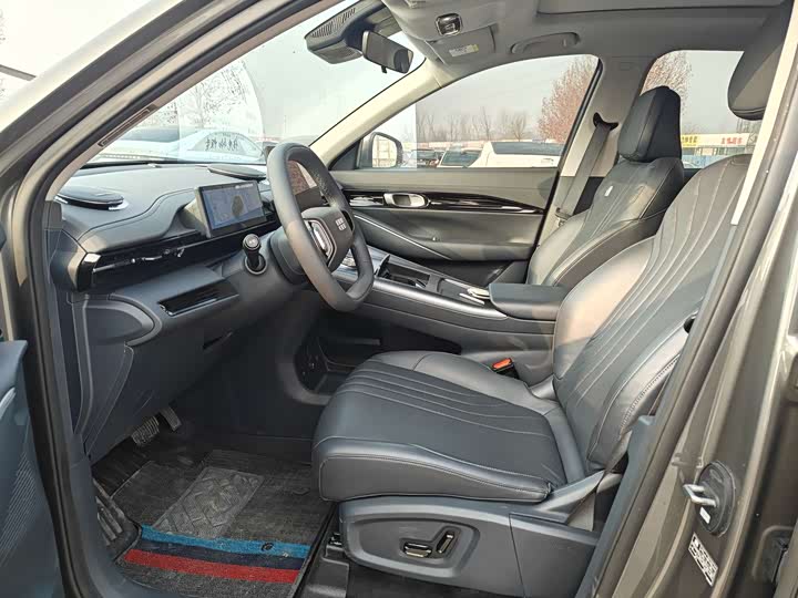 Фото 8 - Geely Galaxy E5