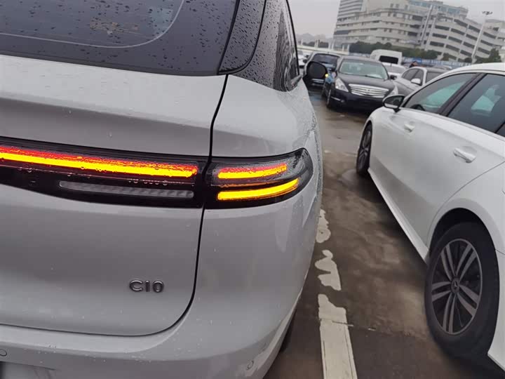 Фото 8 - Leapmotor C10