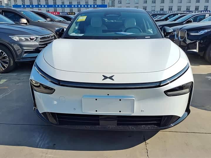 Фото 2 - XPeng F57