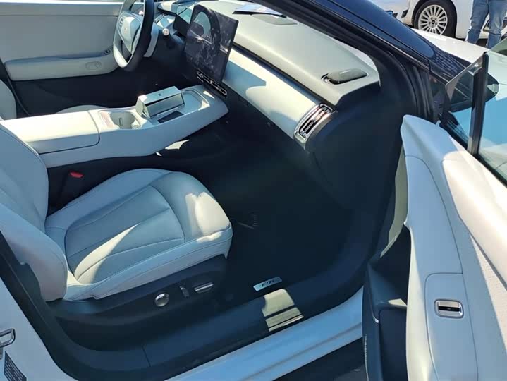 Фото 8 - XPeng F57