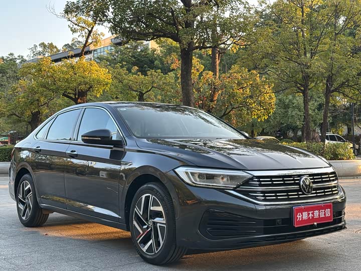 Фото 3 - Volkswagen Sagitar L