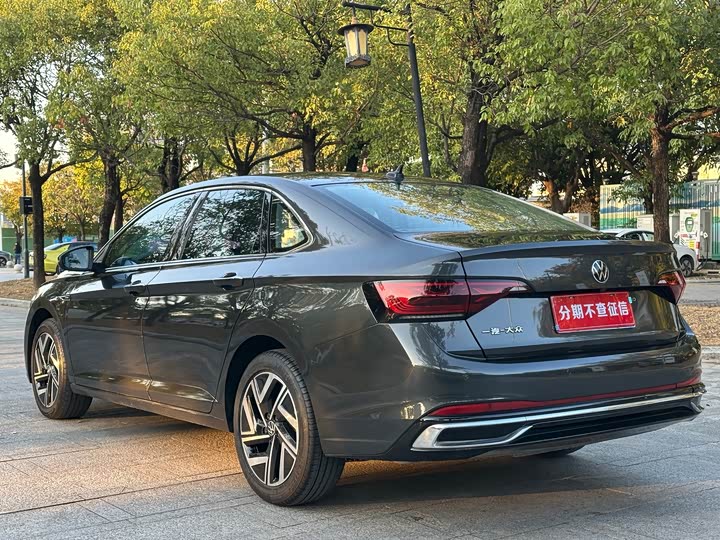 Фото 4 - Volkswagen Sagitar L