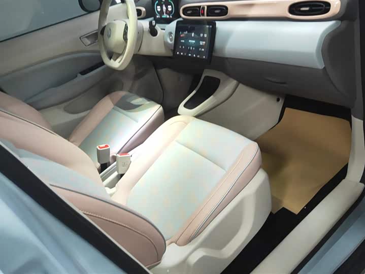 Фото 8 - Leapmotor T03