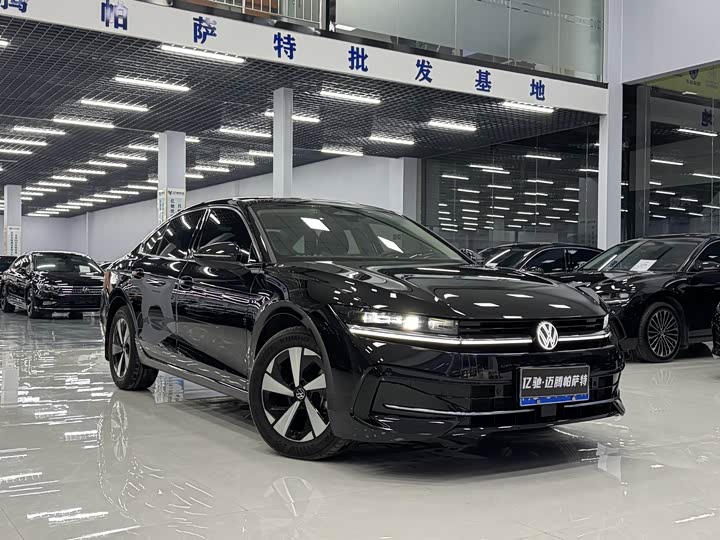 Фото 3 - Volkswagen Magotan