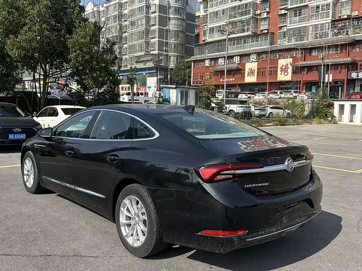 Фото 9 - Buick LaCrosse