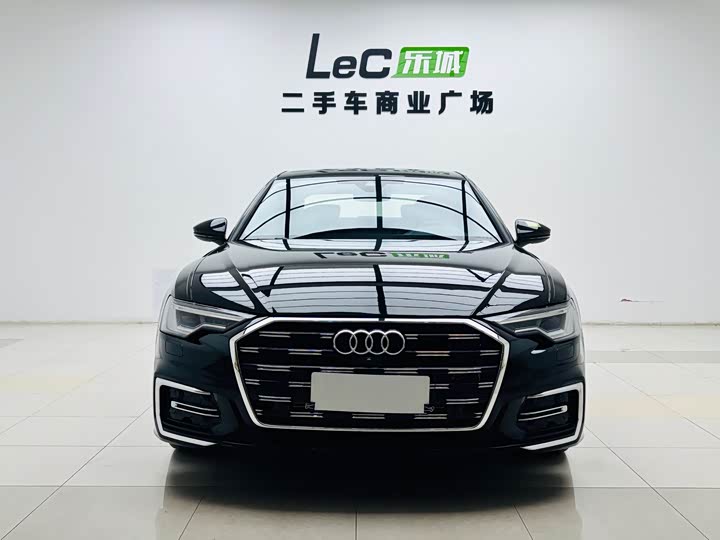 Фото 2 - Audi A6L