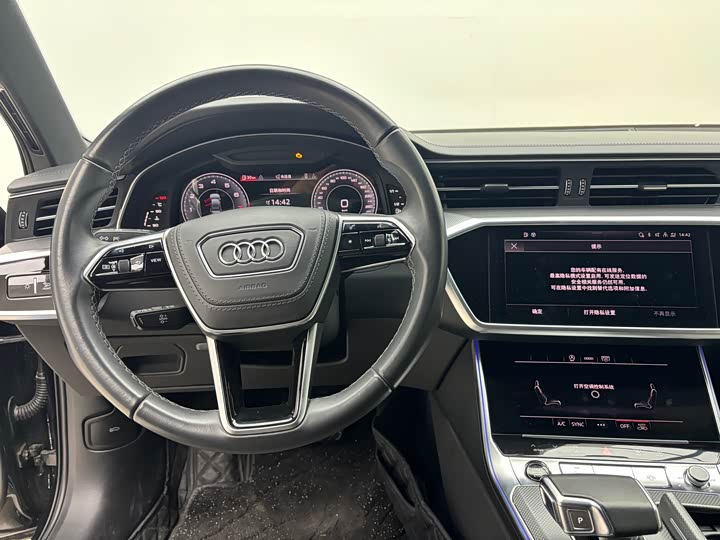 Фото 9 - Audi A6L