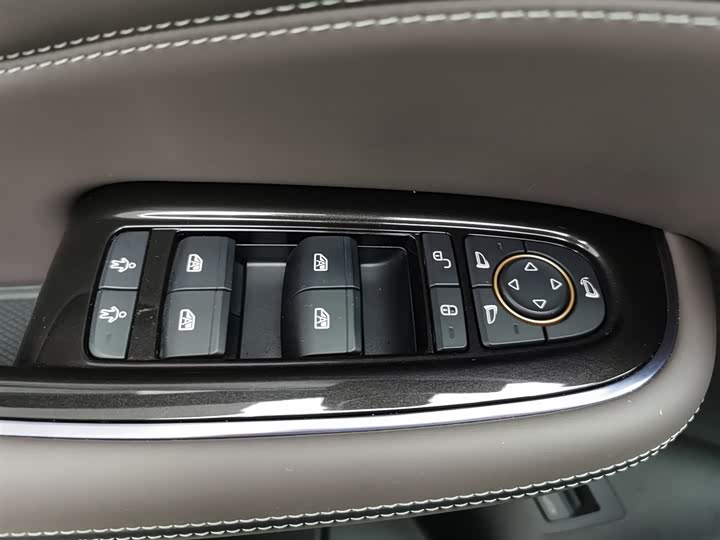 Фото 9 - BYD Frigate 07