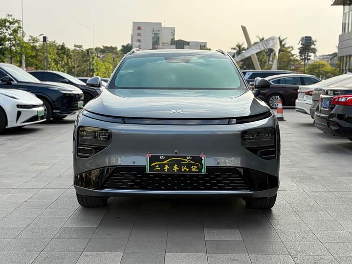 Фото 2 - XPeng G9