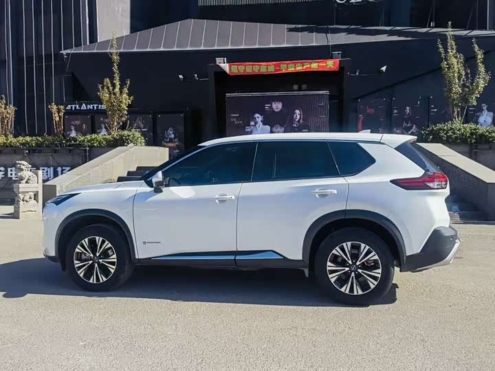 Фото 7 - Nissan X-Trail