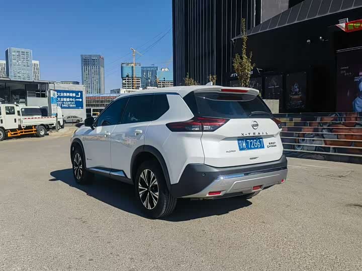 Фото 8 - Nissan X-Trail