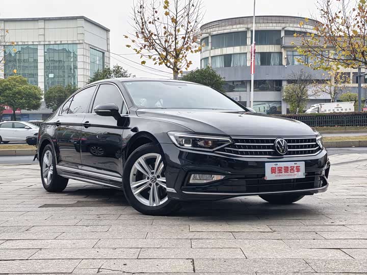 Фото 3 - Volkswagen Magotan