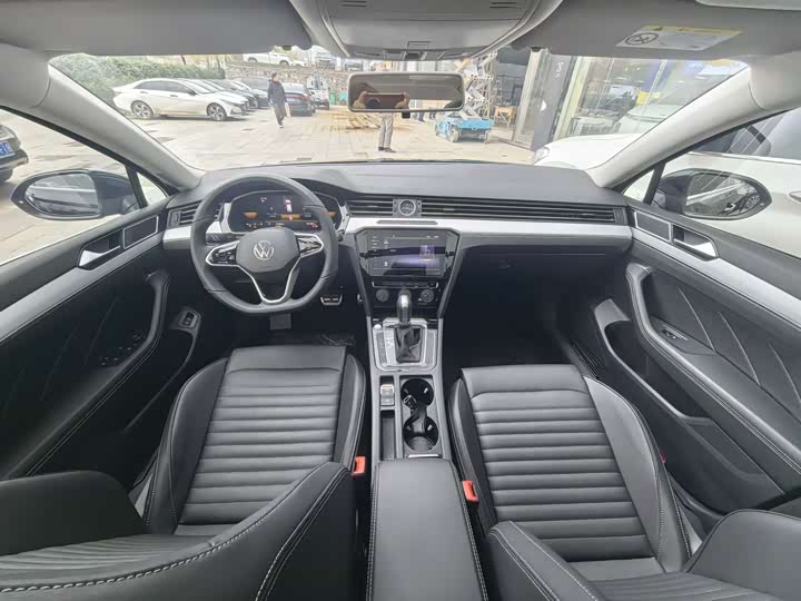 Фото 8 - Volkswagen Magotan