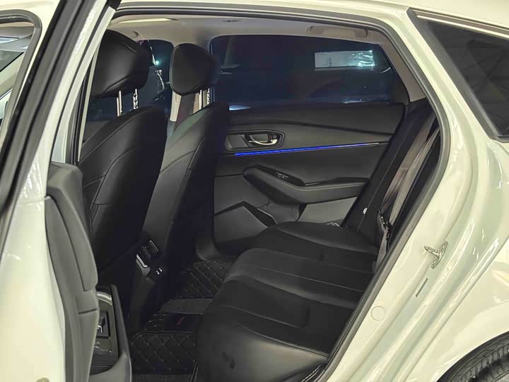 Фото 7 - Honda Accord