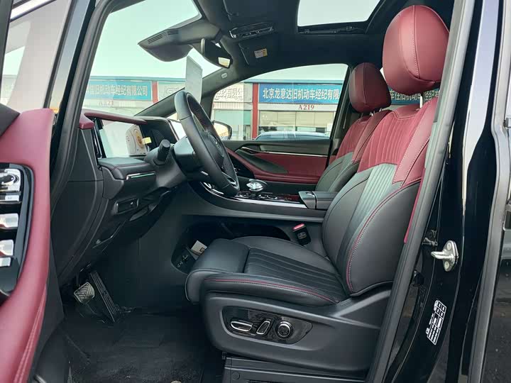 Фото 6 - GAC Trumpchi M8