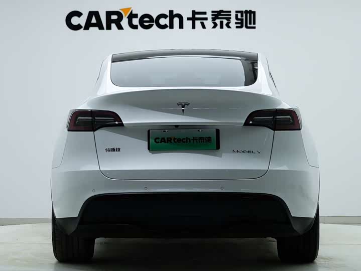 Фото 4 - Tesla Model Y