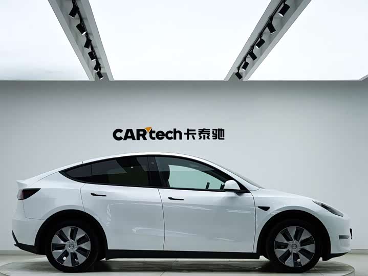 Фото 5 - Tesla Model Y