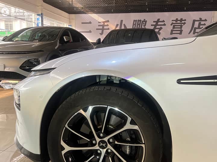 Фото 6 - XPeng P7