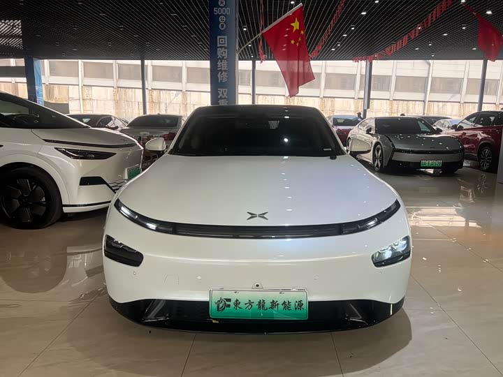 Фото 7 - XPeng P7