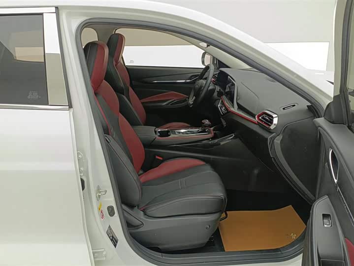 Фото 8 - Changan Oshan X5