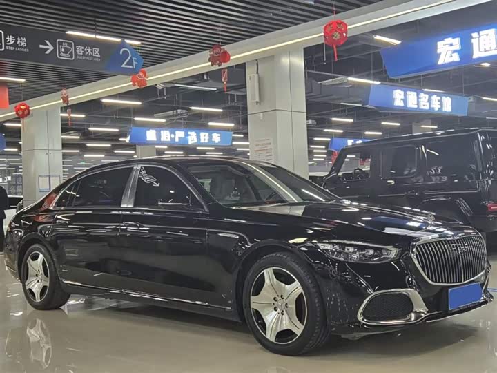 Фото 3 - Mercedes-Benz Maybach S-Class