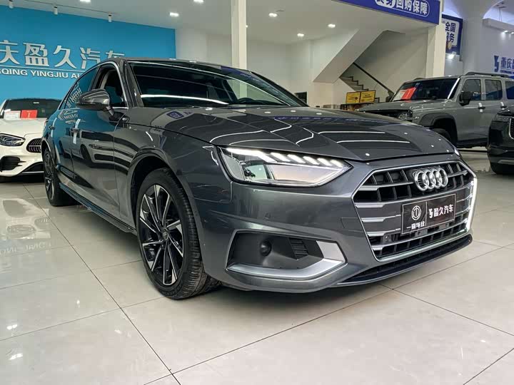 Фото 2 - Audi A4L