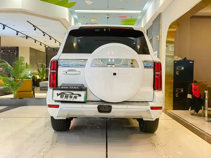 Фото 8 - Tank 500 Hybrid