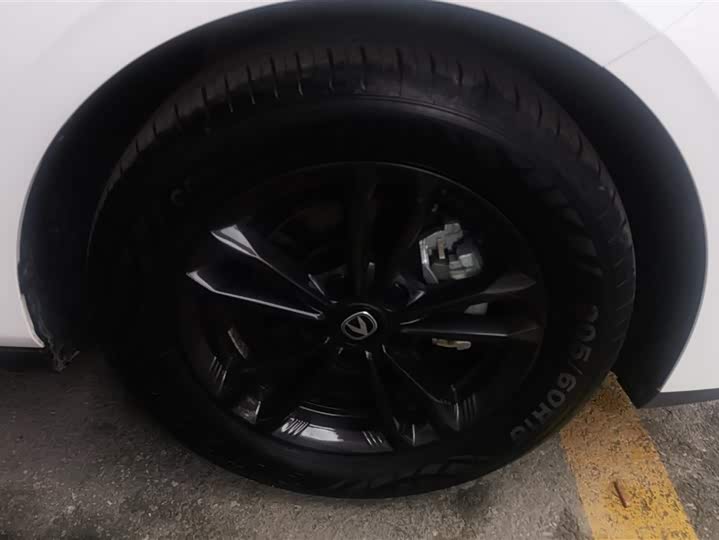 Фото 6 - Changan Yida