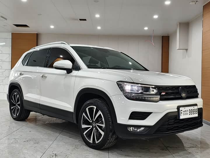 Фото 3 - Volkswagen Tharu