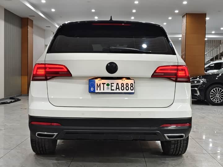 Фото 5 - Volkswagen Tharu